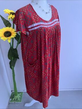 Vintage 60s 70s Red Diamond Print Flutter Sleeve Oversized Mini House Dress